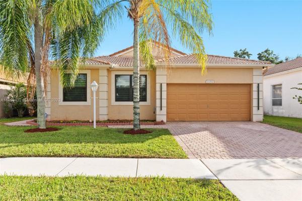 Heritage, 13312 NW 11th St, Pembroke Pines, Florida 33028, image 2