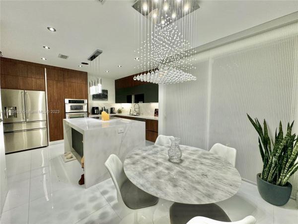Marina Cove At Harbor Village, 21388 Marina Cove Cir #15-G, Aventura, Florida 33180, image 1