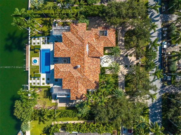 Gables Estates, 365 Arvida Pkwy, Coral Gables, Florida 33156, image 3