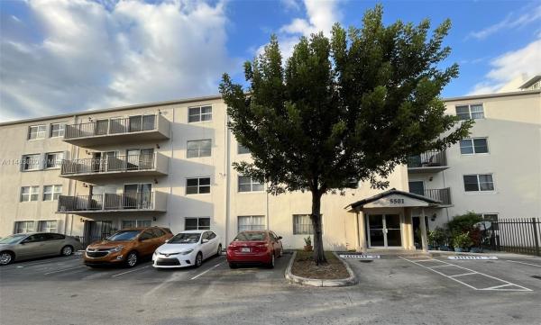 El Lago, 5501 NW 7th St #E412, Miami, Florida 33126, image 1