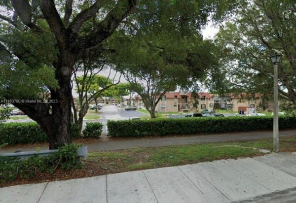 Heron At The Hammocks, 14931 SW 104th St #22-24, The Hammocks, Florida 33196, image 1