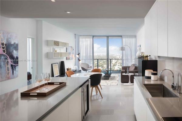 Rise Brickell City Centre, 88 SW 7th St #1806, Miami, Florida 33130, image 1