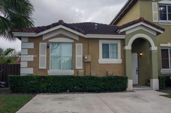 Mowry Villas, 1548 SW 2nd St, Homestead, Florida 33030, image 1