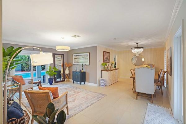 Country Club Grove, 8520 SW 147th Ter, Palmetto Bay, Florida 33158, image 2