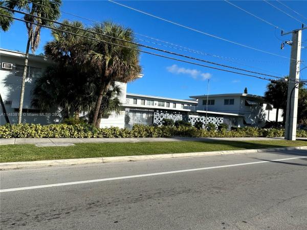 Casa Biscayne, 12665 NE 16th Ave #32, North Miami, Florida 33161, image 3