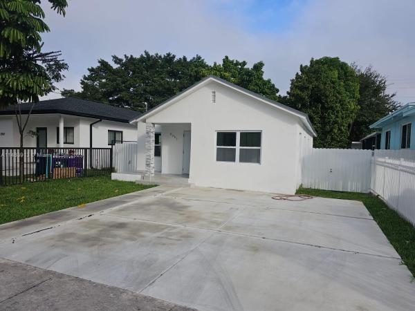 High Ridge Park, 2351 NW 57th St, Brownsville, Florida 33142, image 3