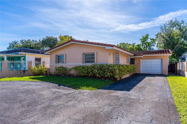 Coral Villas, 6370 SW 34th St, Coral Terrace, Florida 33155, image 2