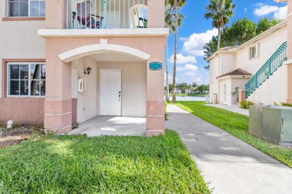 Venetia Gardens South, 2911 SE 12th Rd #106-57, Homestead, Florida 33035, image 3