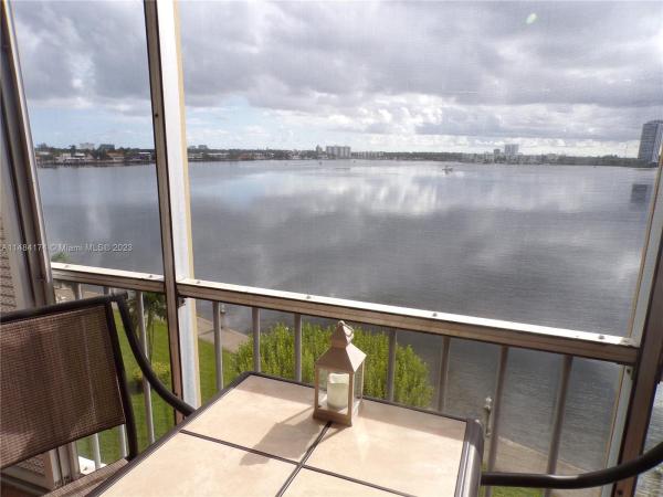 Point East, 3000 Marcos Dr #P509, Aventura, Florida 33160, image 2