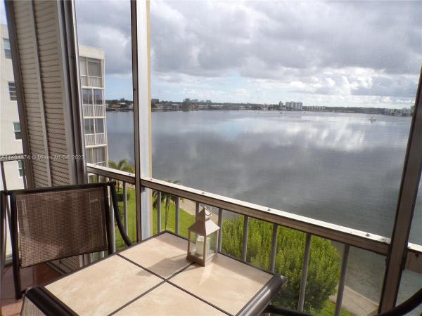 Point East, 3000 Marcos Dr #P509, Aventura, Florida 33160, image 3