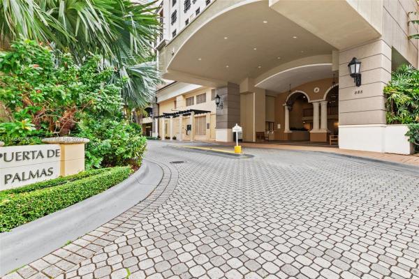 Puerta De Palmas, 888 S Douglas Rd #PH12, Coral Gables, Florida 33134, image 1