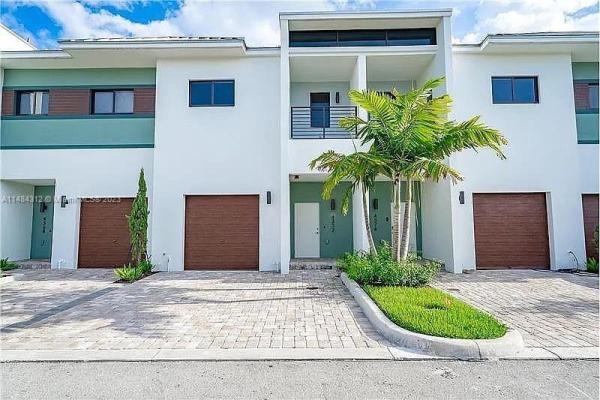 Strata At Plantation, 4440 NW 8th Ct, Plantation, Florida 33317, image 1