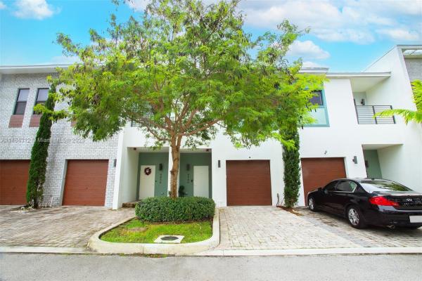 Strata At Plantation, 4440 NW 8th Ct, Plantation, Florida 33317, image 2