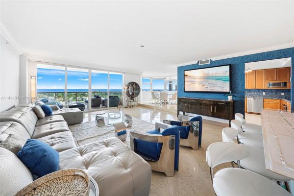 Hamptons South, 20201 E Country Club Dr #1110, Aventura, Florida 33180, image 3