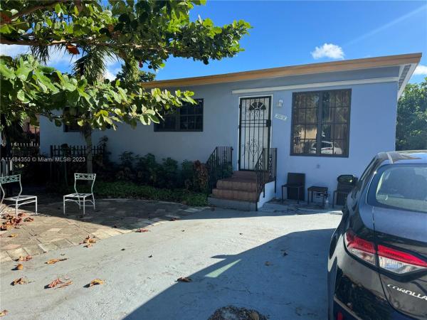 Gratigny Plateau, 1060 NW 116th St, Pinewood, Florida 33168, image 1