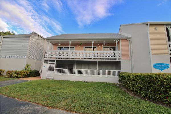 Mahogany Key, 10421 Mahogany Key Cir #204, The Hammocks, Florida 33196, image 1