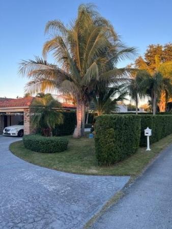 Carole Helms Manor, 7121 SW 58th St, Glenvar Heights, Florida 33143, image 3