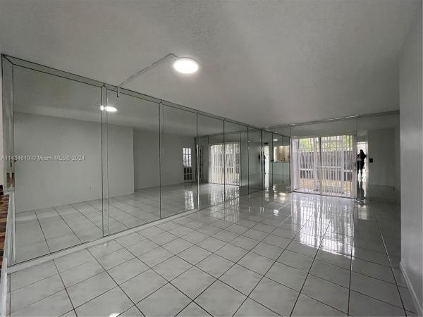 Monterey Village, 470 NE 210th Cir Ter #104-11, Ives Estates, Florida 33179, image 3