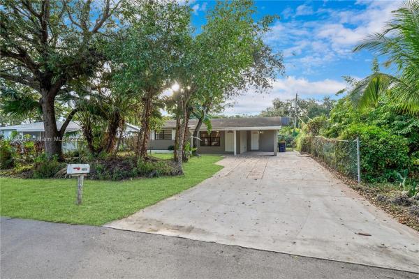 Seaboard Park, 4731 SW 25th Ave, Dania Beach, Florida 33312, image 1