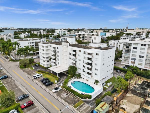 Berkshire House, 1075 92nd St #403, Bay Harbor Islands, Florida 33154, image 3