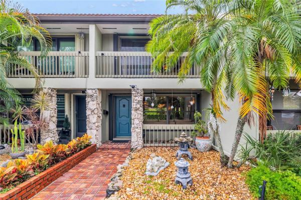 Bayview Village, 6043 Bayview Dr #6043, Fort Lauderdale, Florida 33308, image 1