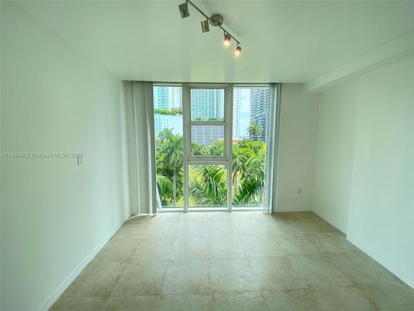 1800 Biscayne Plaza, 275 NE 18th St #509, Miami, Florida 33132, image 1