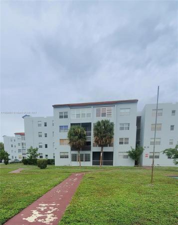 Somerset, 2860 Somerset Dr #215K, Lauderdale Lakes, Florida 33311, image 2