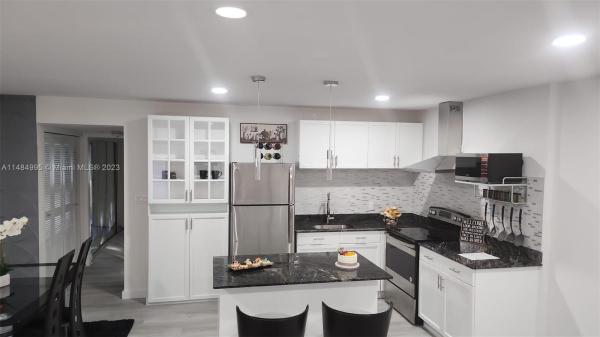 Richmond, 12A Richmond B, Deerfield Beach, Florida 33442, image 2