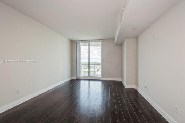 Strada 315, 315 NE 3rd Ave #1909, Fort Lauderdale, Florida 33301, image 2