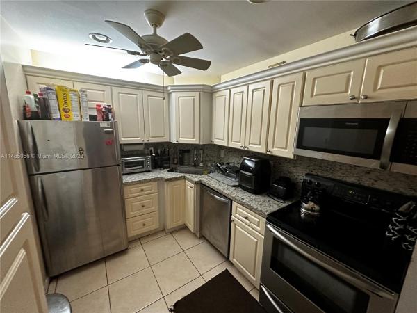 Oakland Shores, 3101 Oakland Shores Dr #H106, Oakland Park, Florida 33309, image 2