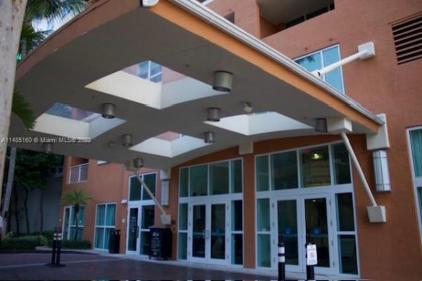 Cite On The Bay West, 2001 Biscayne Blvd #2205, Miami, Florida 33137, image 1