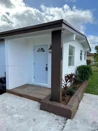 Goulds No HOA, 11470 SW 215th St, Goulds, Florida 33189, image 3