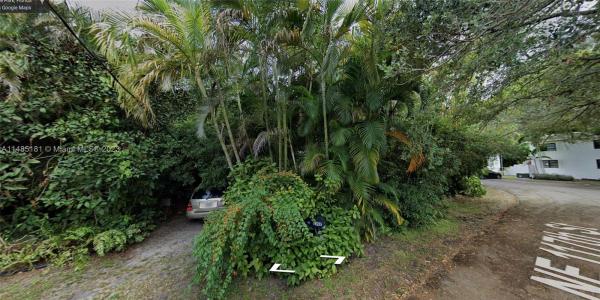Biscayne Lawn, 1107 NE 117th St, Biscayne Park, Florida 33161, image 3
