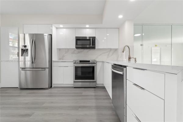 Hawthorne At Century Village, 12950 SW 13th St #111D, Pembroke Pines, Florida 33027, image 1