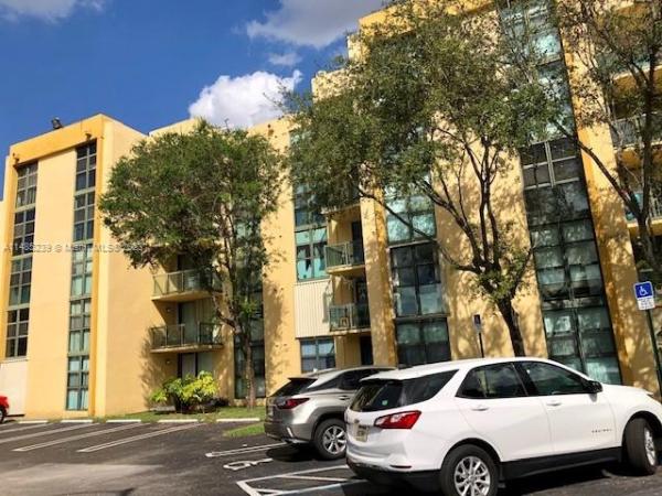 International Park, 11780 SW 18th St #202-2, Tamiami, Florida 33175, image 3