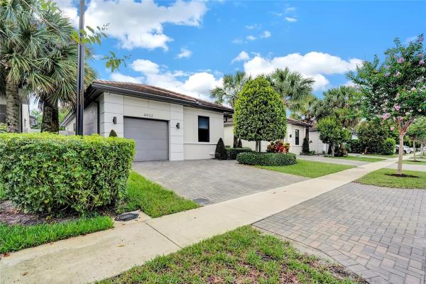 Whispering Oaks, 4932 Whispering Way, Dania Beach, Florida 33312, image 1