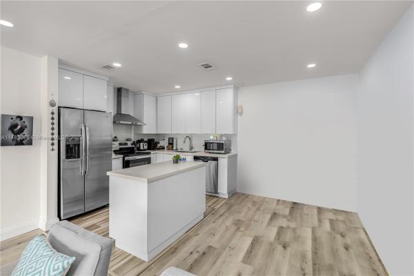Laguna Tropical, 6878 NW 173rd Dr #906, Hialeah, Florida 33015, image 3