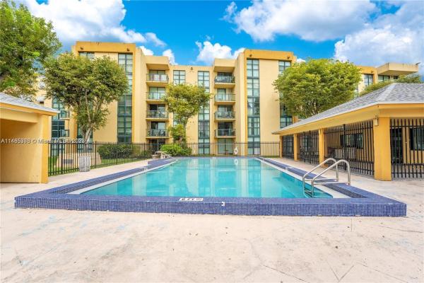 International Park, 11800 SW 18th St #213-4, Tamiami, Florida 33175, image 3