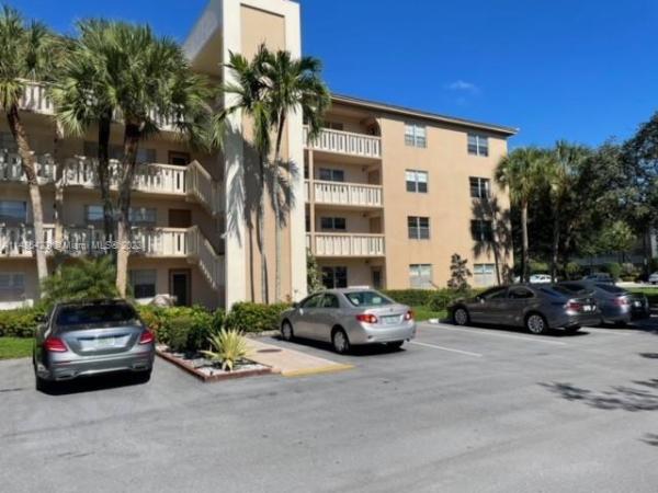 Aruba Village, 3304 Aruba Way #G2, Coconut Creek, Florida 33066, image 1