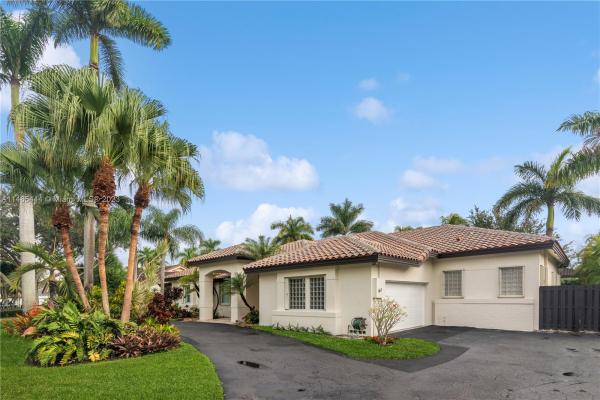 Poinciana Gardens, 7461 SW 121st Ct, Kendale Lakes, Florida 33183, image 3
