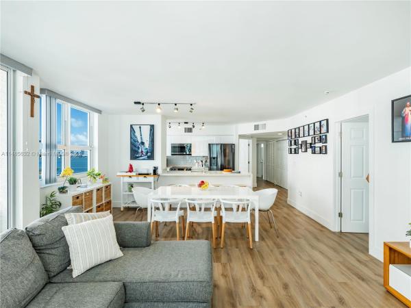 The Mark On Brickell, 1155 Brickell Bay Dr #1502, Miami, Florida 33131, image 1