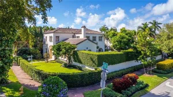 Beach View, 5460 Pine Tree Dr, Miami Beach, Florida 33140, image 1