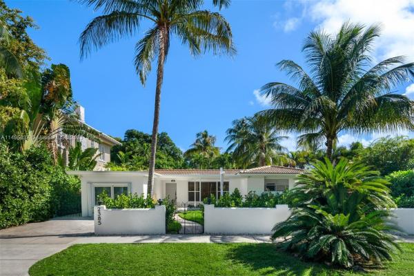 Sunset Lake, 2385 N Bay Rd, Miami Beach, Florida 33140, image 3