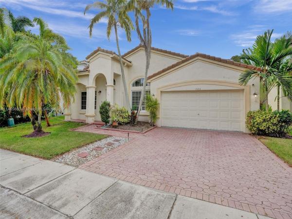 The Village At Harmony Lake, 1633 E Harmony Lake Cir, Davie, Florida 33324, image 1