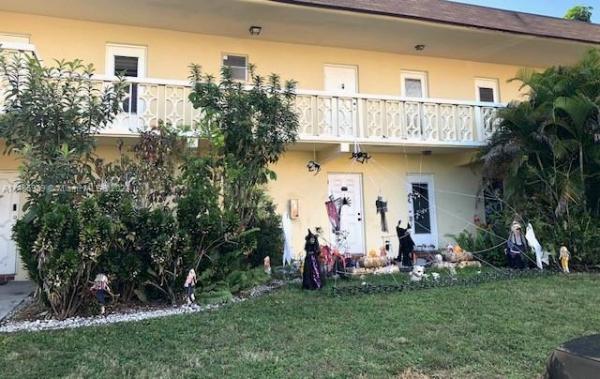 The Beechwood, 1000 Tallwood Ave #202, Hollywood, Florida 33021, image 1