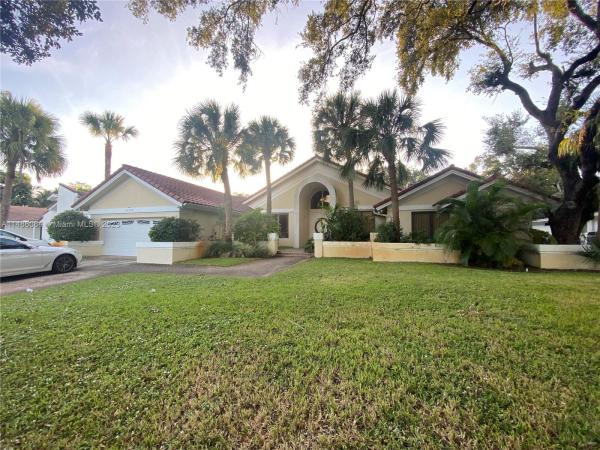 20110 NE 22nd Ave, Unincorporated Dade County, Florida 33180, image 2