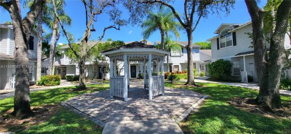 Courtyards At Deerwood, 14607 SW 122nd Pl #1002, Three Lakes, Florida 33186, image 2