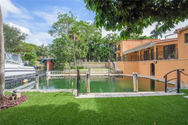Riviera, 1101 S Alhambra Cir, Coral Gables, Florida 33146, image 3