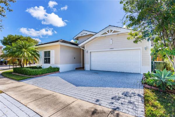 Antigua At Oasis, 3480 NE 2nd St, Homestead, Florida 33033, image 1