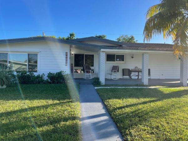 South Miami Heights Manor, 12002 SW 173rd Ter, South Miami Heights, Florida 33177, image 2